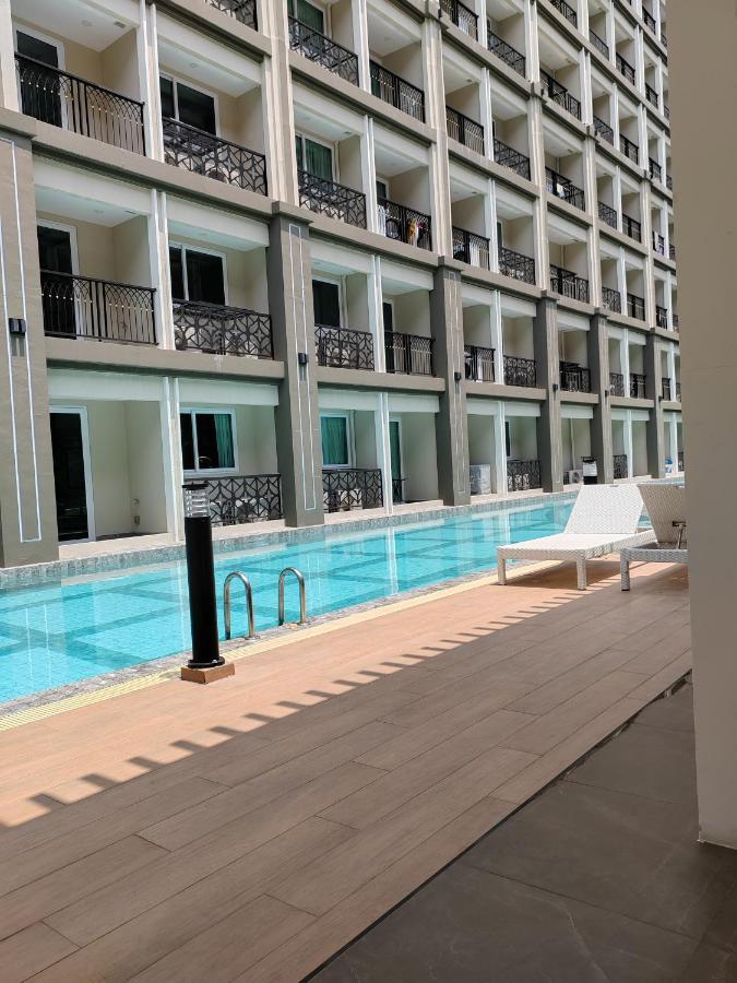 Romantic Beach Apartment芭堤雅水系高档酒店式公寓可做饭 좀티엔 비치 외부 사진