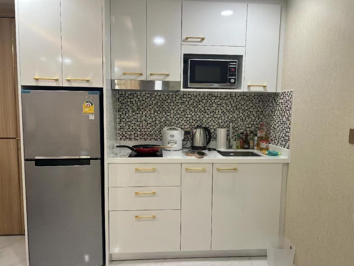 Romantic Beach Apartment芭堤雅水系高档酒店式公寓可做饭 좀티엔 비치 외부 사진